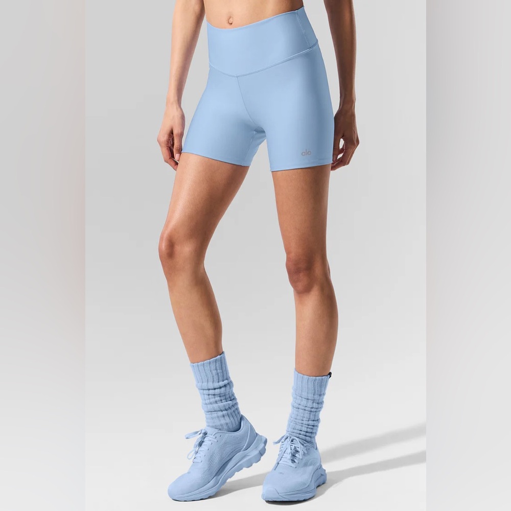 ALO Yoga Seashell Blue Bike Shorts